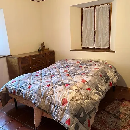 Leonardo Guest house *